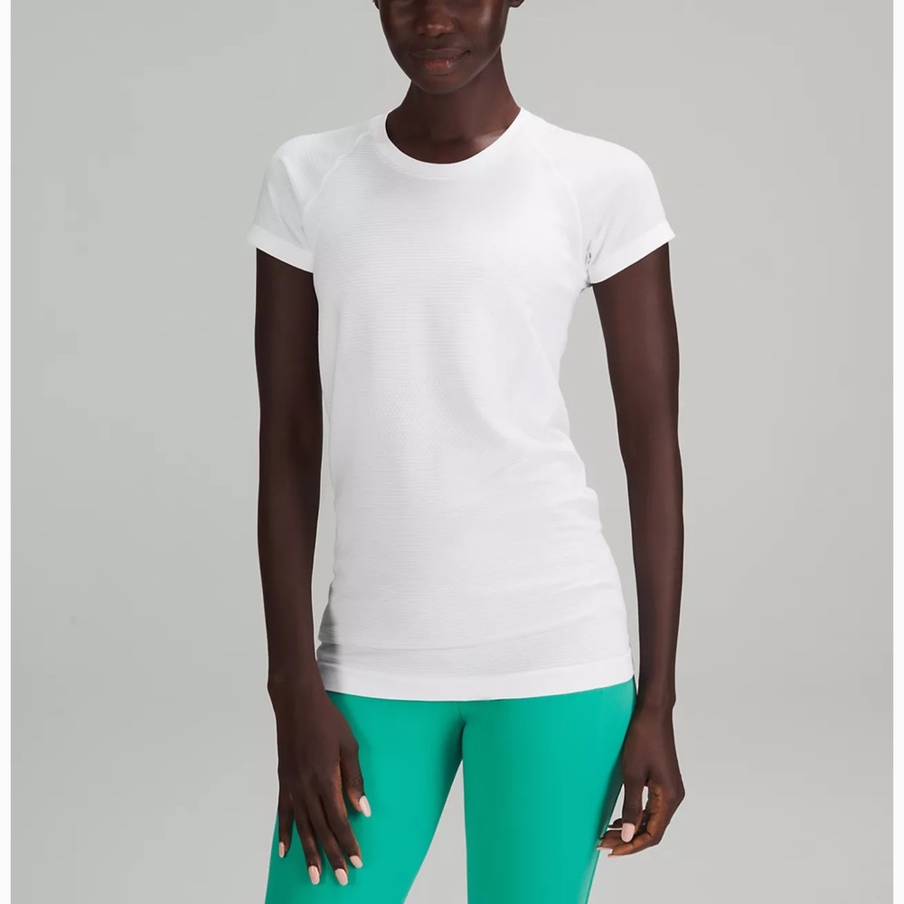 Lulu swiftly tech short sleeve